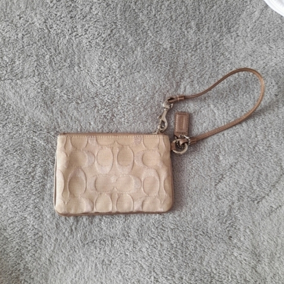 Coach Cream Wristlet - Picture 3 of 6